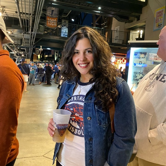 Meet your Posher, Megan - Picture 14 of 16